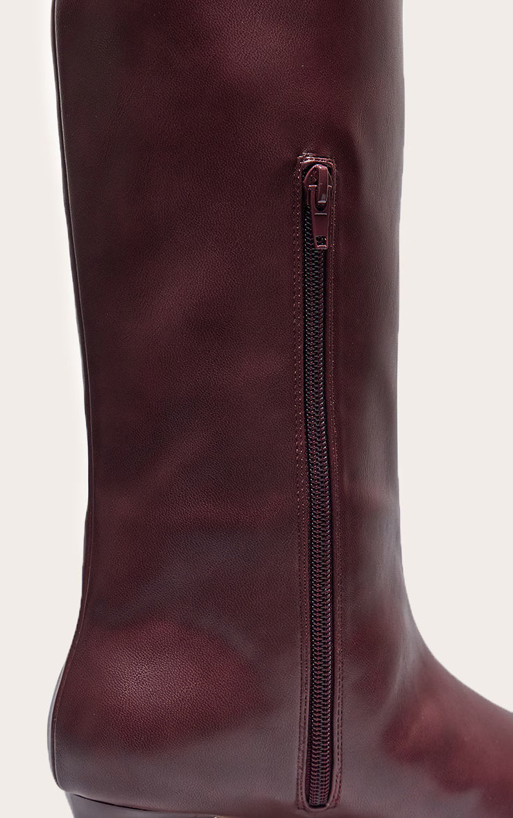 PRETTY LITTLE THING Plum PU Point Toe Low Stiletto Knee High Heeled Boots- SIZE: 7