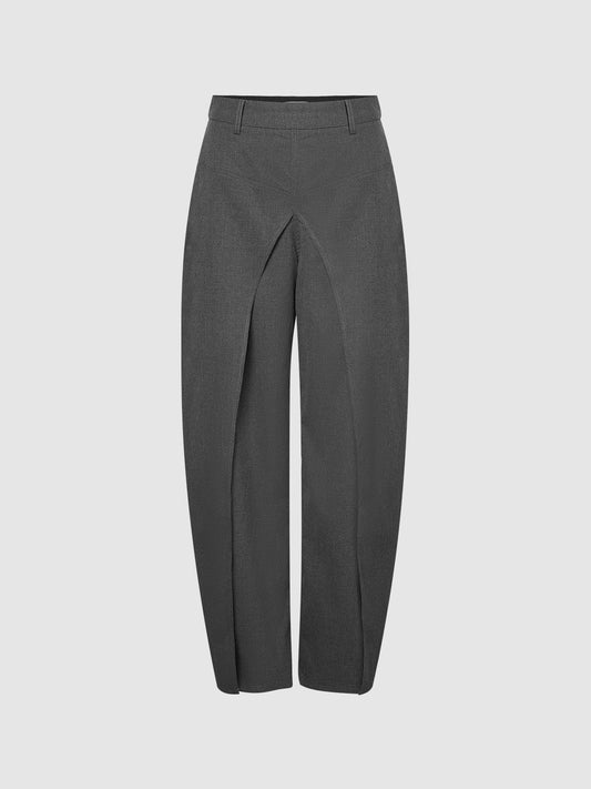 URBAN REVIVO CARROT FIT PANTS- SIZE: S (NEW WITH TAGS)